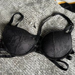 Front Closure Black Lace Strappy Bra